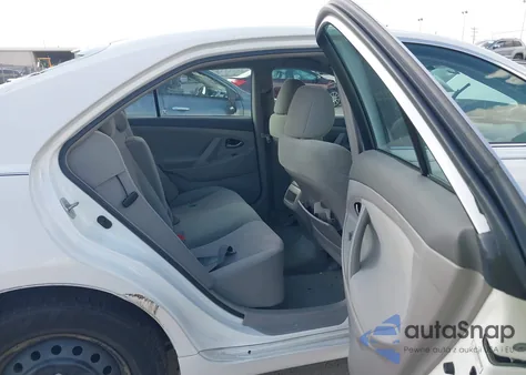 2011 Toyota Camry Le from USA, damaged, VIN 4T1BF3EK0BU745745